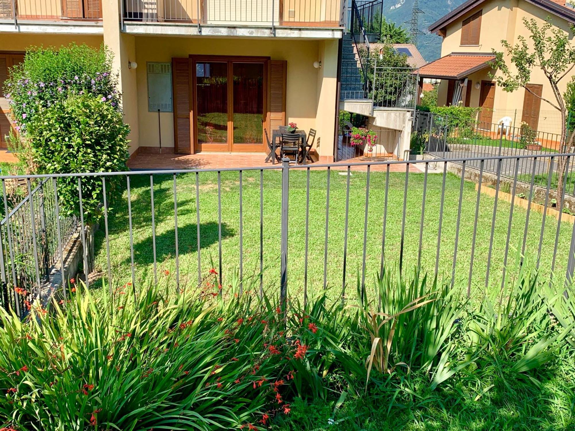 Villa Strawberry House Colico Exterior foto